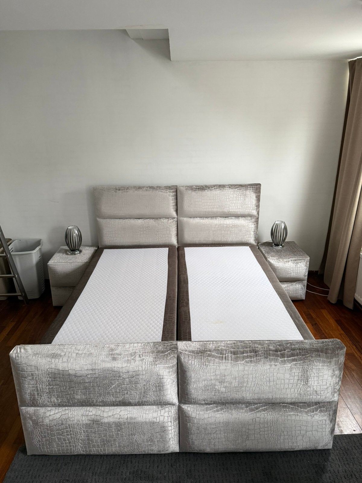 Boxspring in zeer goede staat, Ophalen, Zo goed als nieuw, Tweepersoons