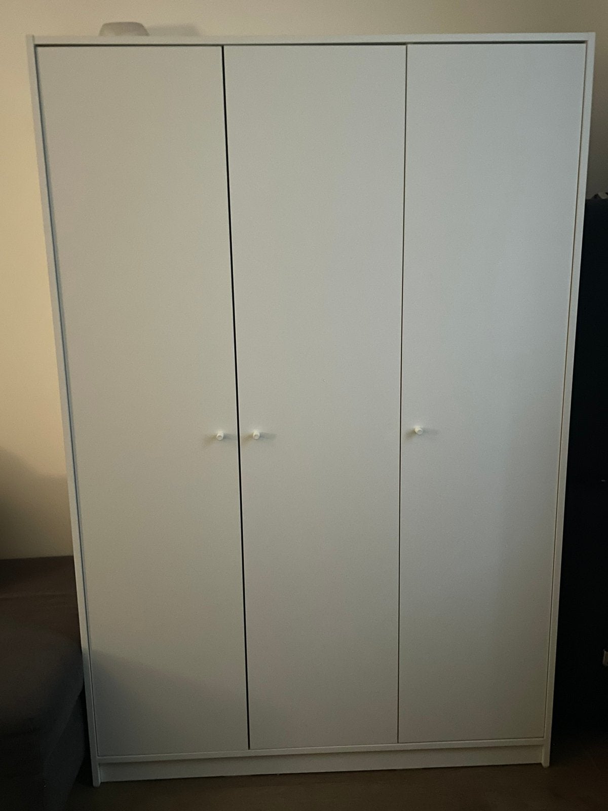 IKEA Kleppstad kledingkast 3 deurs, Ophalen, 100 tot 150 cm, Zo goed als nieuw, 150 tot 200 cm