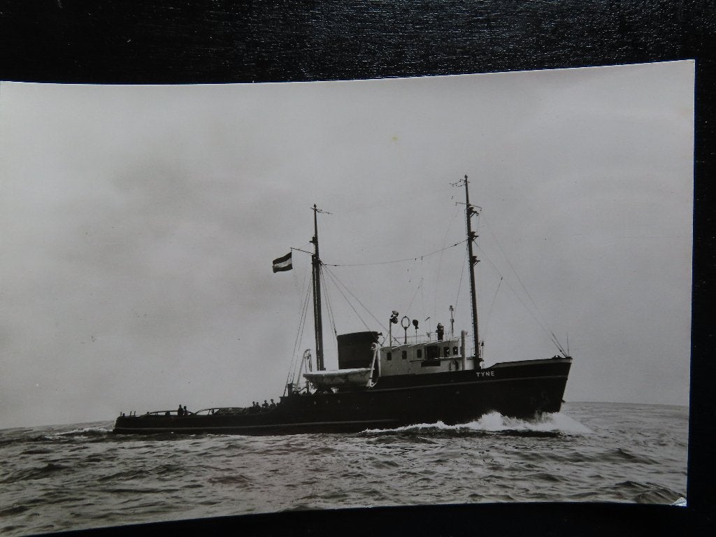 ansichtkaart sleepboot "tyne" Smit & co, Ophalen of Verzenden, Gebruikt, Motorboot, Kaart, Foto of Prent