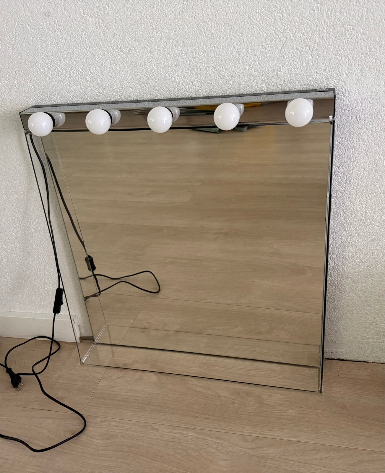 Make-up spiegel met verlichting, Ophalen, Vierkant, Zo goed als nieuw, Minder dan 100 cm