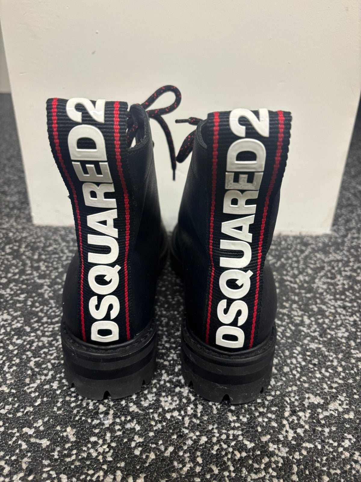 Dsquared2 laarzen, Kleding | Dames, Zwart, Lage of Enkellaarzen, Ophalen of Verzenden, Zo goed als nieuw