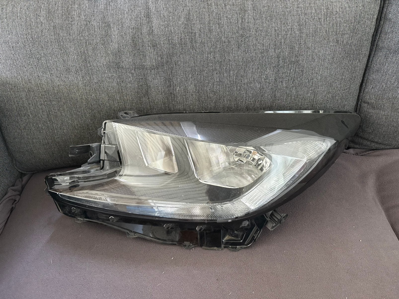 Koplamp Toyota AYGO Links 2021-2026 HALOGEEN, Auto-onderdelen, Verlichting, Ophalen, Toyota