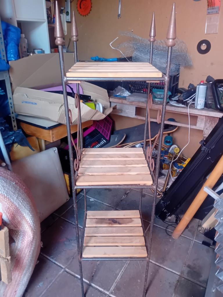 Decoratief rek met houten planken en metalen frame, Ophalen, Gebruikt