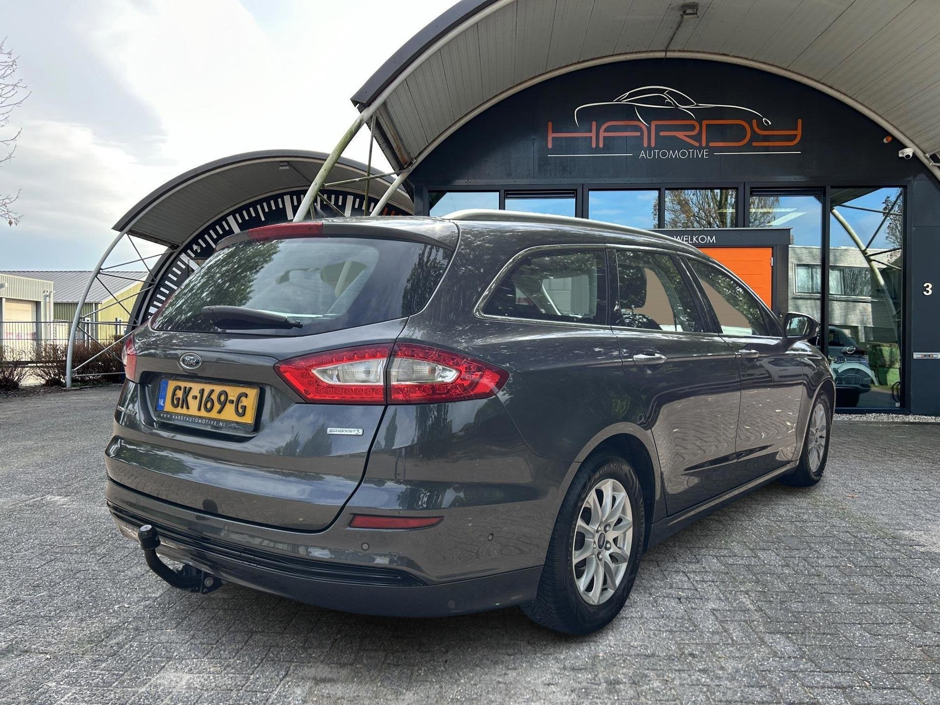 Ford Mondeo Wagon 1.5 Titanium Dealer onderhouden Trekhaak N, Voorwielaandrijving, Stof, 4 cilinders, Parkeersensor