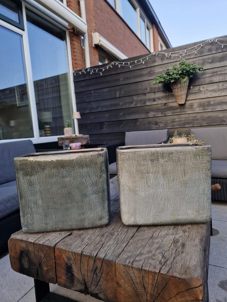2 bloempotten / bloembakken van merk Mica te koop!, Ophalen, Kunststof, Minder dan 30 cm, Minder dan 60 cm