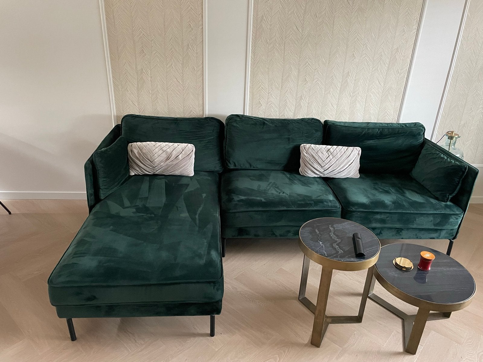 Donkergroene fluwelen hoekbank met chaise longue, Ophalen, Gebruikt, 125 tot 150 cm, Hoekbank