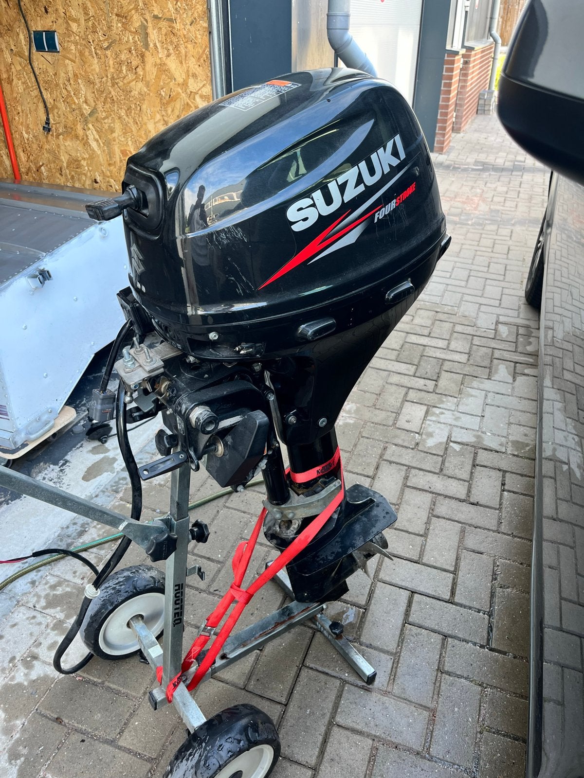 Suzuki DF20AR Buitenboordmotor 20 PK (2012), Watersport en Boten, Ophalen, 10 tot 30 pk, Gebruikt, Met afstandsbediening