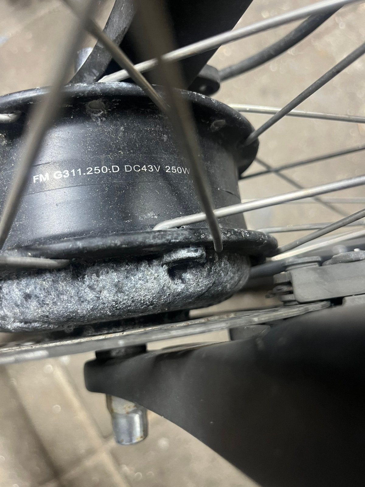 Gezocht: Bafang-Amslod 28 inch voorwiel motor 43v 250w, Elektrische fiets, Gebruikt, Ophalen of Verzenden, Motor