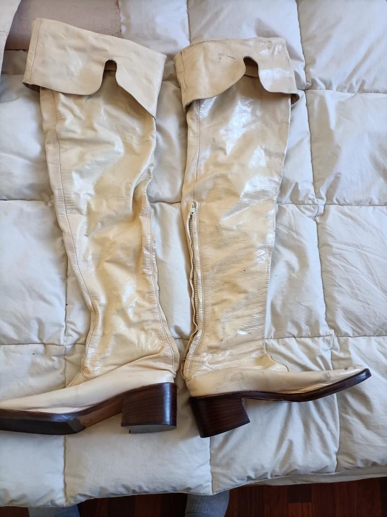 Beige Lakleren Hoge Laarzen - Maat 39, Hak 5cm, Ophalen of Verzenden, Gedragen, Beige, Hoge laarzen