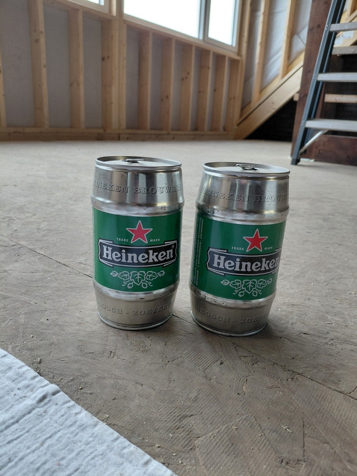 Heineken aluminium mini-vaatjes, Verzamelen, Biermerken, Ophalen of Verzenden, Overige typen, Heineken