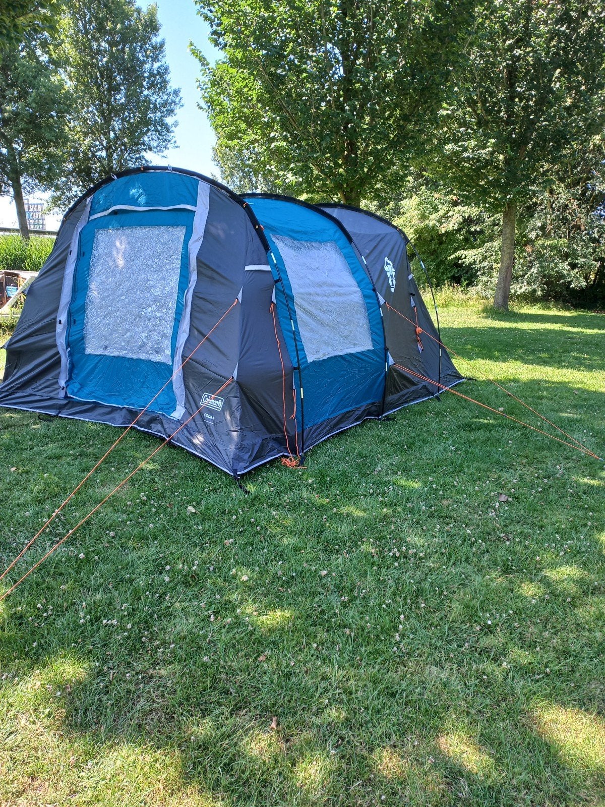 Coleman Cook 4 Tent ZGAN, compleet met luifel, Ophalen, Zo goed als nieuw, Tot en met 4