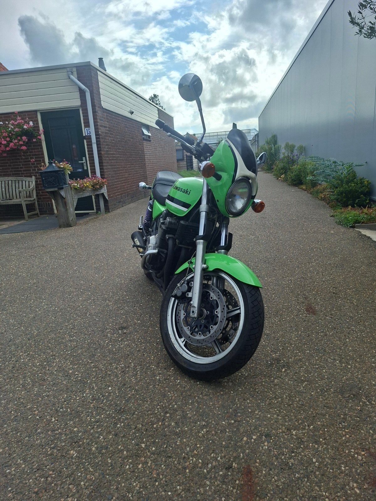 kawasaki zephyr 550 in topstaat a 2 motor, Motoren, Ophalen of Verzenden
