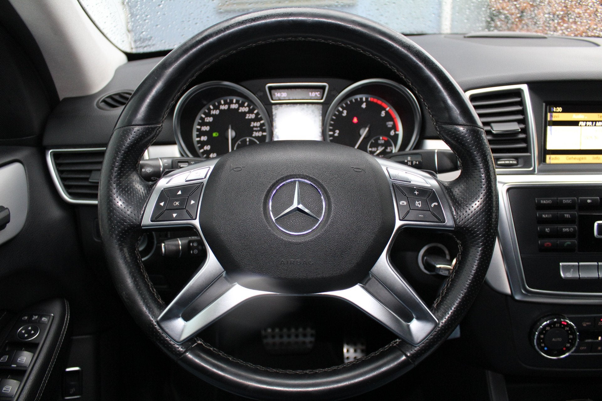 Mercedes-Benz M-Klasse ML 350 BLUETEC 4MATIC | Grijs Kenteke, Auto's, Automaat, 15 km/l, Gebruikt, 258 pk