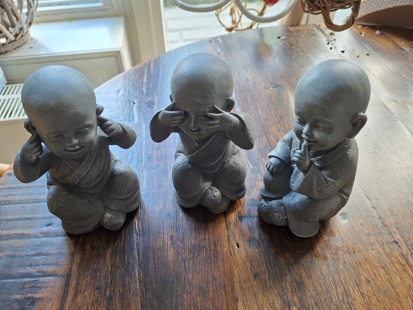 Mooie Buddah beeldjes, Ophalen