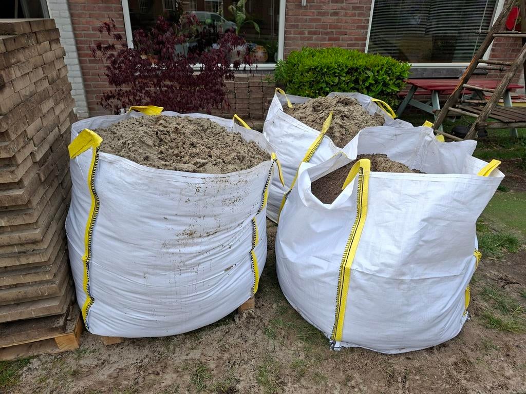 Gratis 3 big bags ophoogzand, Ophalen, Ophoogzand