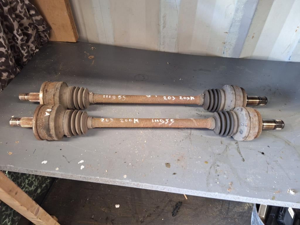 Aandrijfas steekas links en rechts Mercedes 200 kompressor, Ophalen, Mercedes-Benz, W203, W203