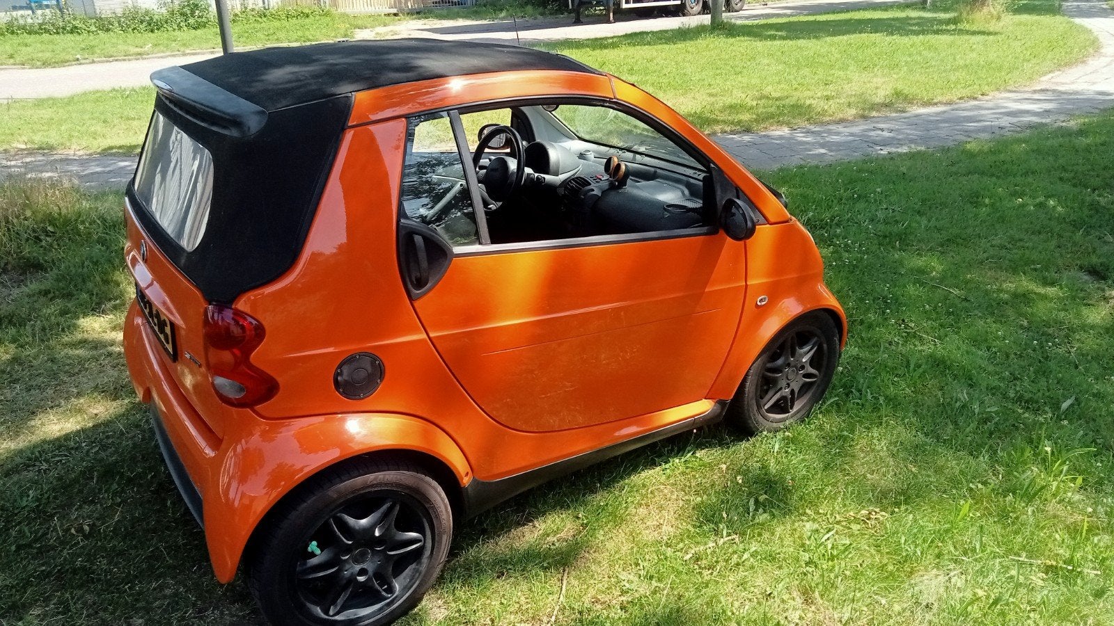 Smart For Two Full Option Cabrio 2002 Oranje Apk Net Verlope, Auto's, Smart, Achterwielaandrijving, 54 pk, Zwart, Cabriolet