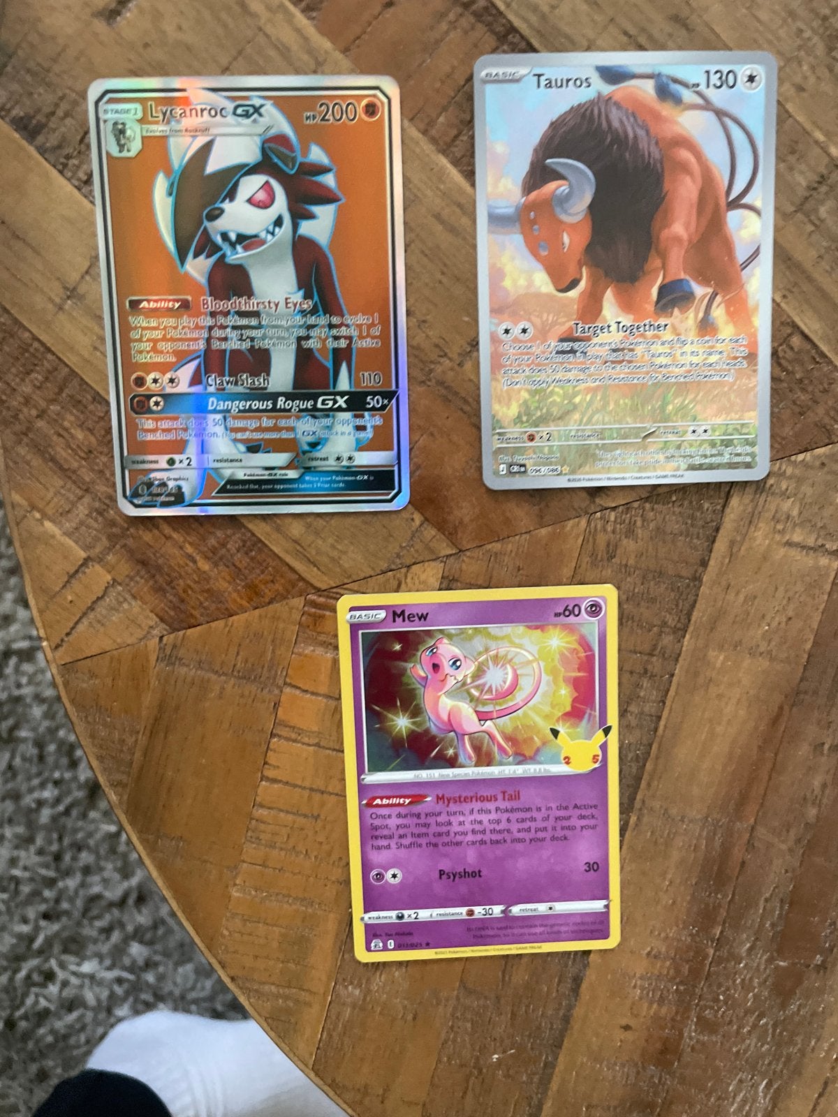Pokémon Kaarten: Lycanroc GX, Tauros, Mew, Ophalen, Zo goed als nieuw, Meerdere kaarten, Foil