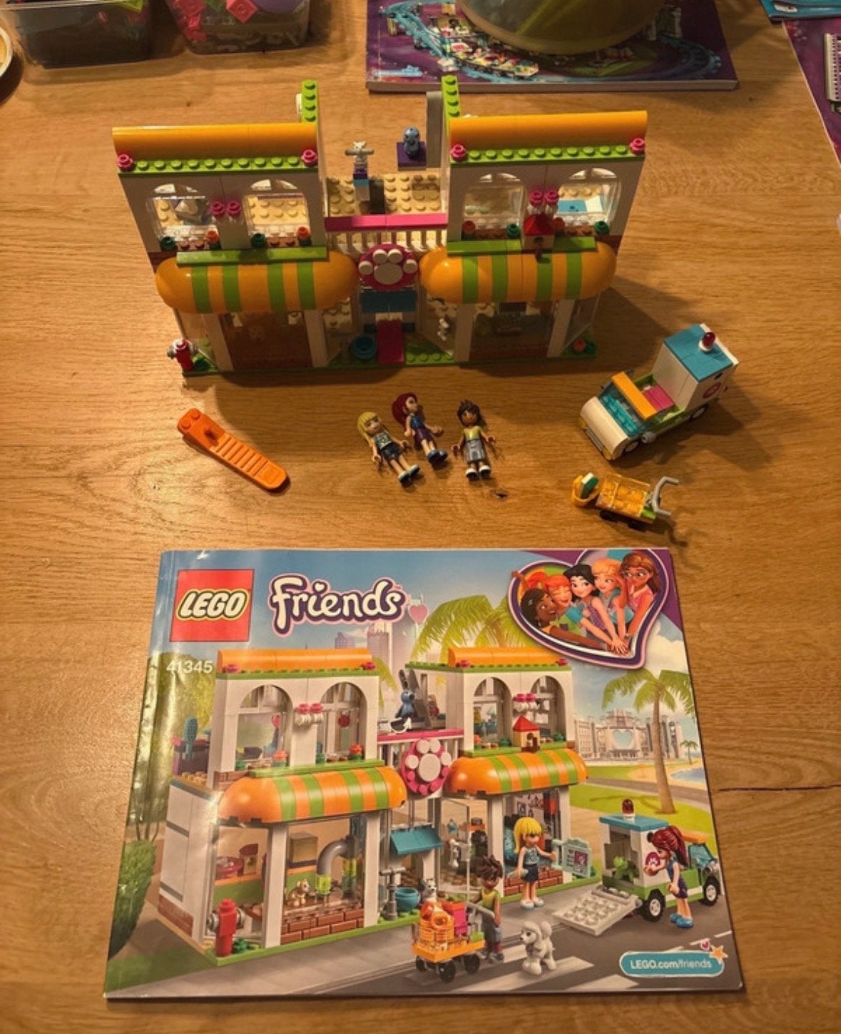 Lego Friends 41345 Dierenkliniek - Compleet (mist 1 sticker), Ophalen of Verzenden, Gebruikt