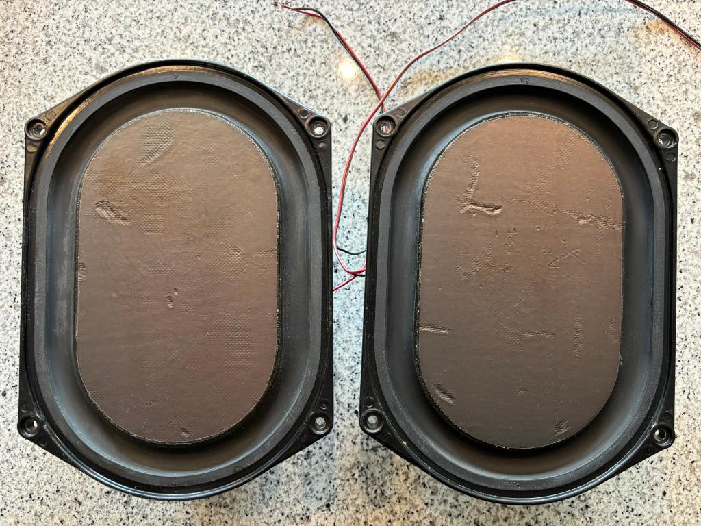 KEF B139  2 stuks, Audio, Tv en Foto, Luidsprekers, Overige merken, Gebruikt, Ophalen of Verzenden, Minder dan 60 watt