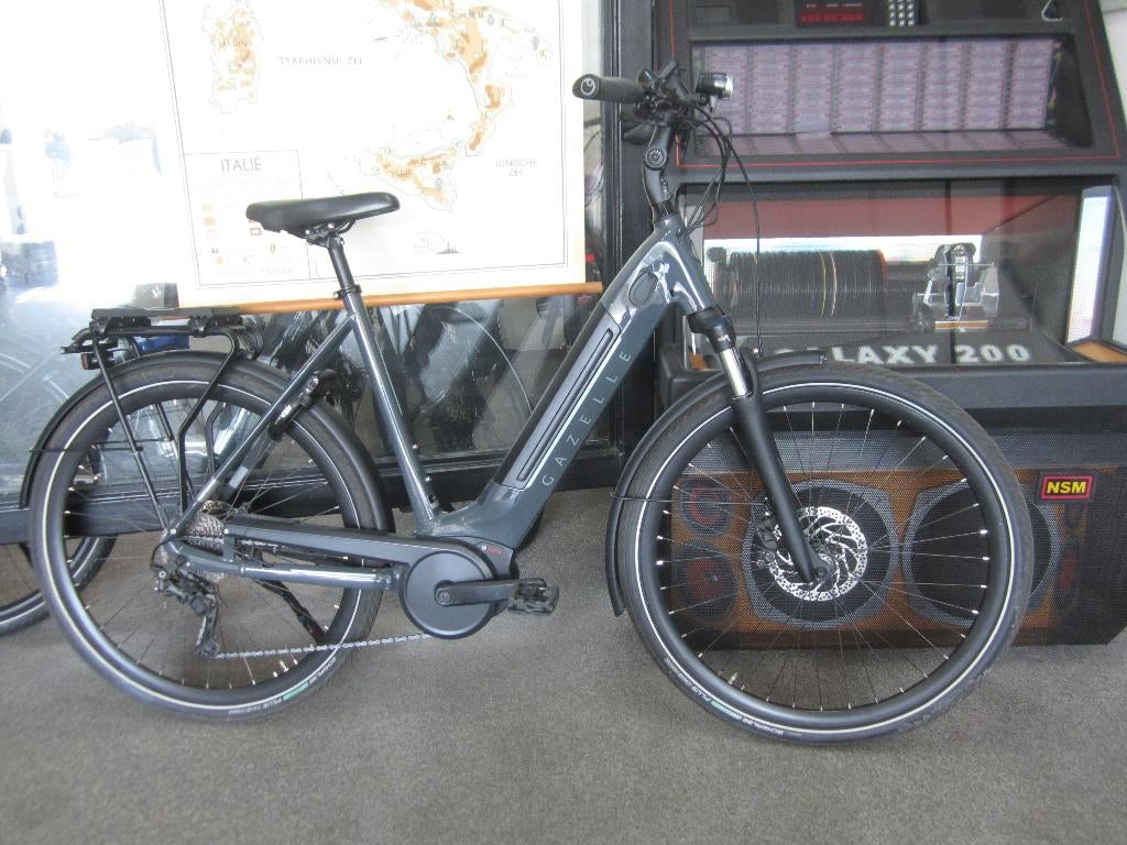 Gazelle Ultimate T10  Bosch Performance twv 4199 euro, Ophalen, 10 tot 15 versnellingen, 56 cm of meer, Zo goed als nieuw