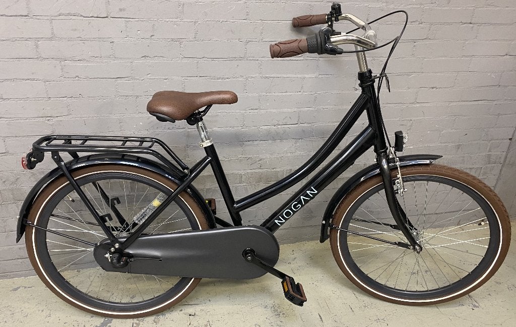 Meisjesfiets 24 inch, Terugtraprem, Versnellingen, Zo goed als nieuw, Ophalen