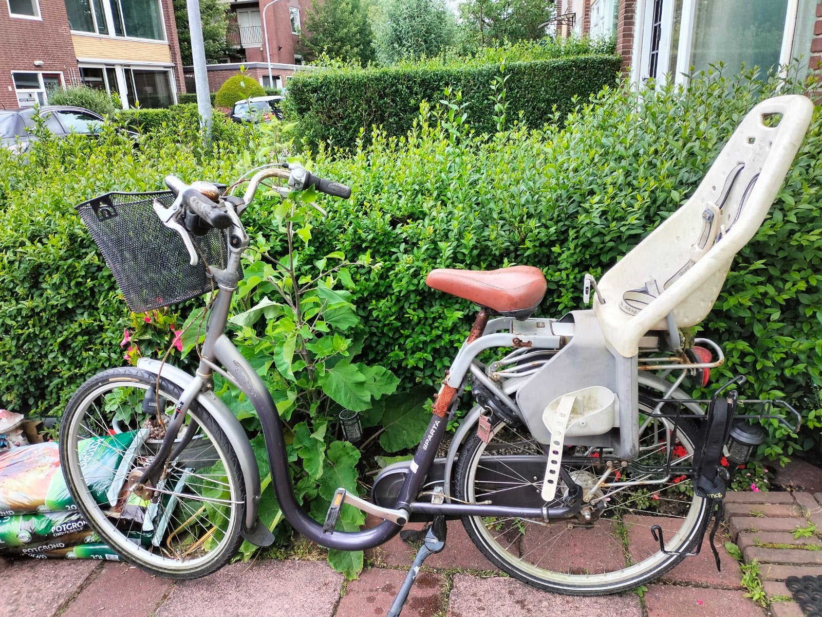 Heerlijke moederfiets of seniorenfiets - opknapper, Fietsen en Brommers, Ophalen, 1 zitje, Gebruikt, Sparta