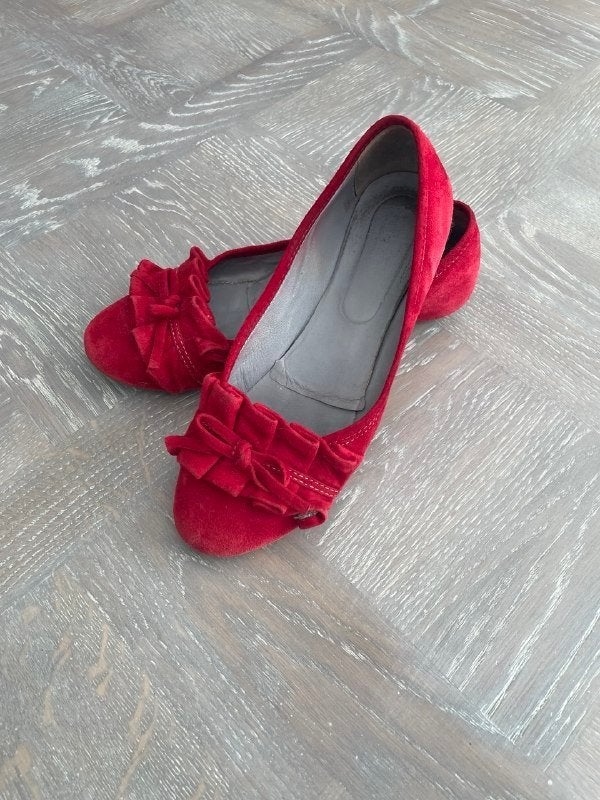 Rode suede ballerina's maat 37 - zo goed als nieuw, Zo goed als nieuw, Rood, Ballerina's, Ophalen of Verzenden
