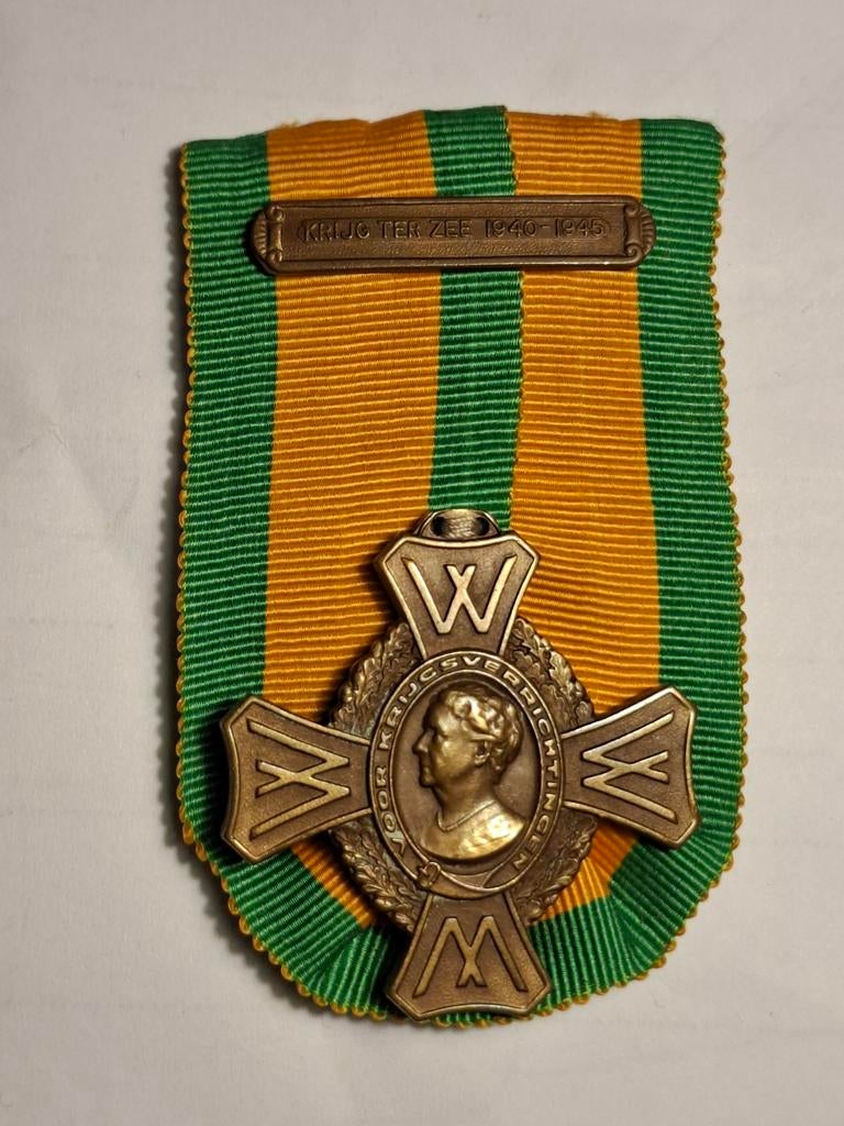 OHK "Krijg Ter Zee 1940-1945" gesp Nederlandse medaille, Ophalen of Verzenden, Marine, Nederland, Lintje, Medaille of Wings