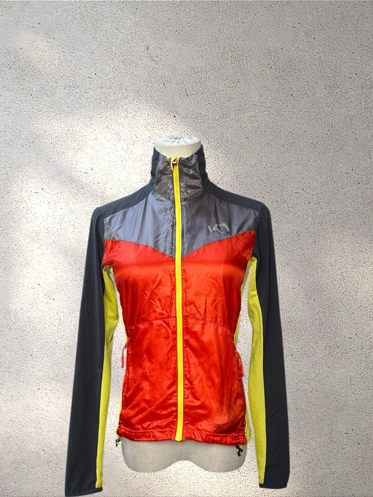 Kari Traa hardloopjack - Maat XS - Zo goed als nieuw, Kleding | Dames, Sportkleding, Ophalen of Verzenden, Zo goed als nieuw, Hardlopen of Fietsen