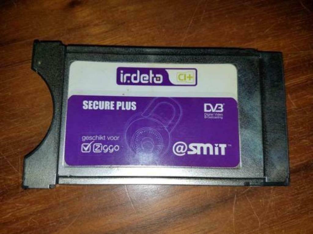 Te koop Smit Cam CI+ slot module z.g. @ Smit , nog als nieuw, Audio, Tv en Foto, Televisie-accessoires, Ophalen of Verzenden, Zo goed als nieuw