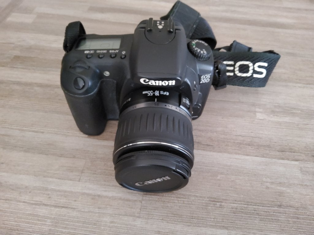 TE KOOP CANON EOS 20D digitale spiegelreflexcamera, Audio, Tv en Foto, Fotocamera's Digitaal, Gebruikt, Spiegelreflex, Geheugenkaart