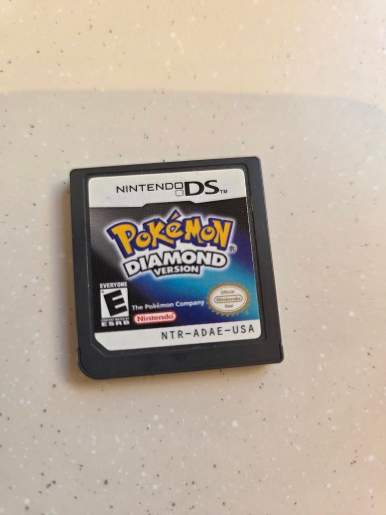 Pokémon Diamond Version Nintendo DS Game cartridge only, Spelcomputers en Games, Games | Nintendo DS, Ophalen, 1 speler, Zo goed als nieuw