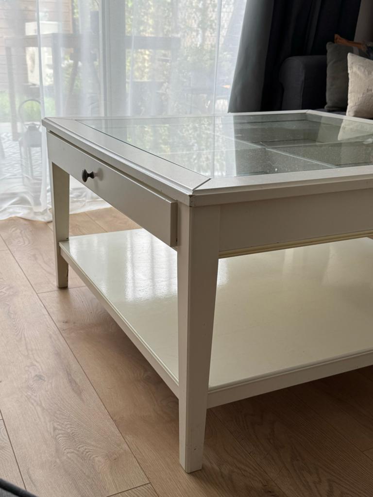 Gratis IKEA salontafel - klaar voor een tweede leven, Ophalen, Gebruikt, 50 tot 100 cm, Vierkant