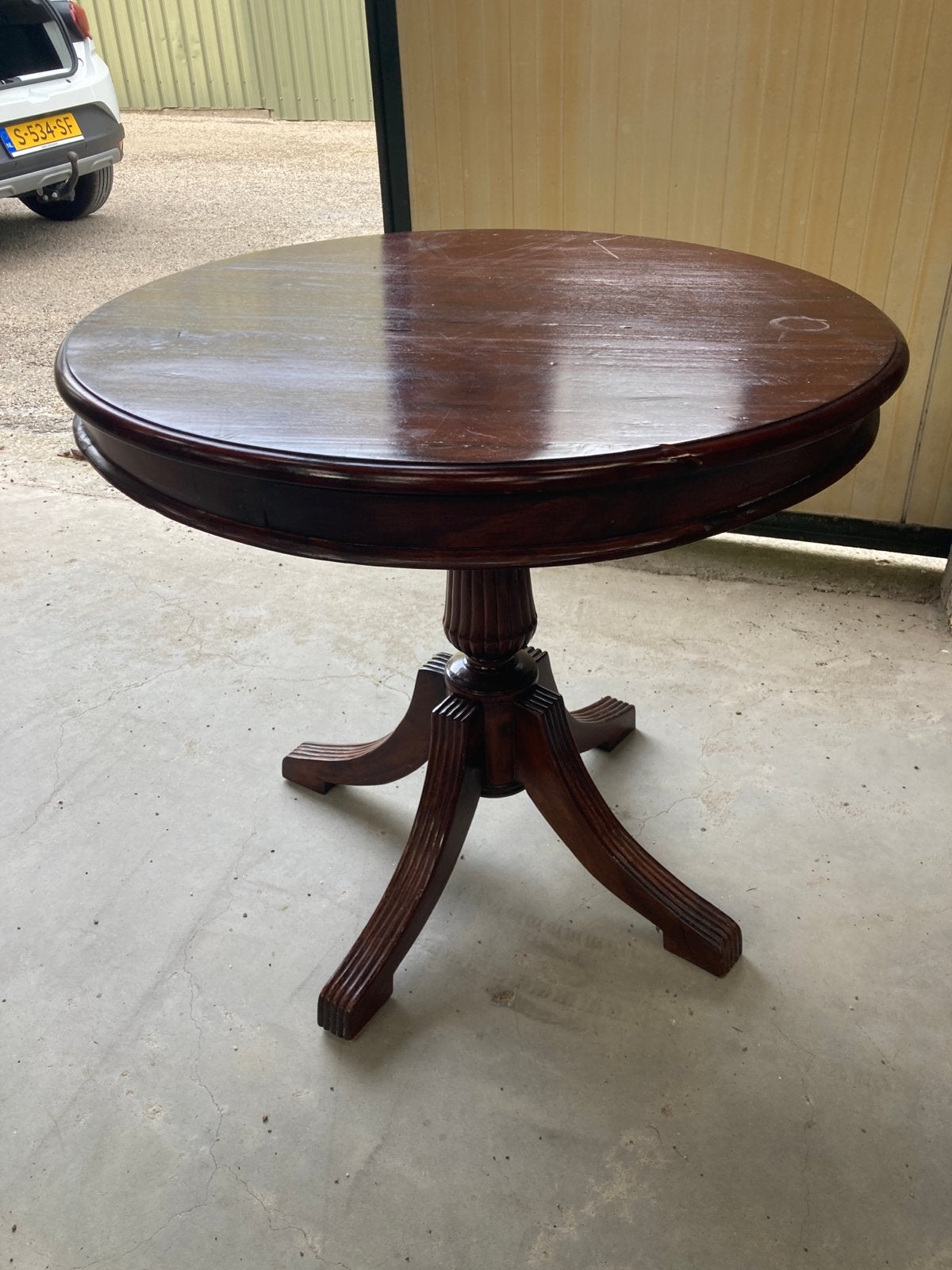 Klassieke ronde houten salontafel, Ophalen of Verzenden