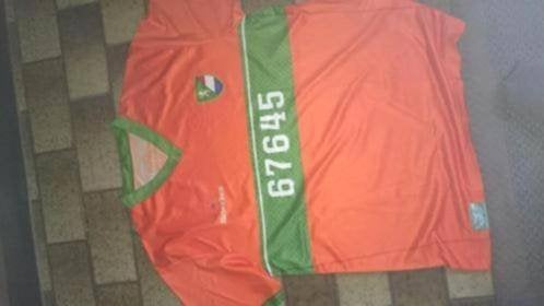 voetbal shirt 1 oranje 1 wit, Ophalen of Verzenden, Shirt
