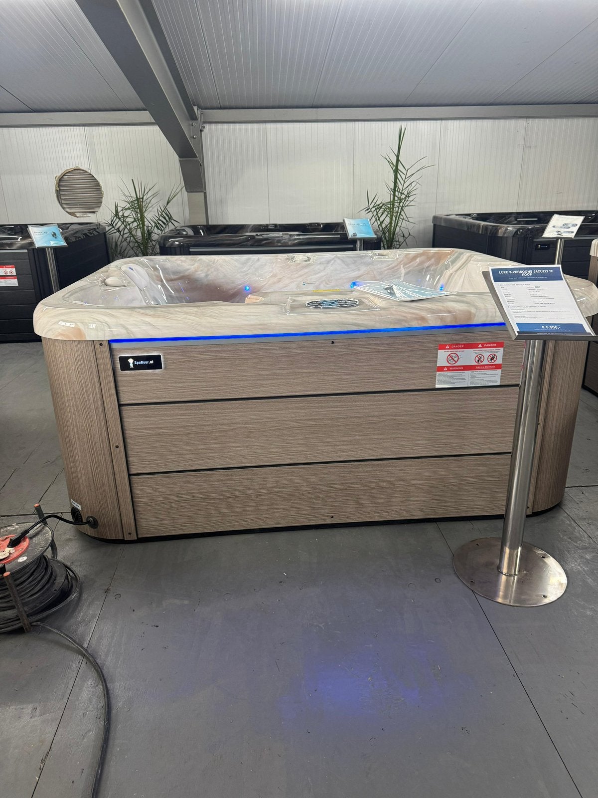 Nieuwe 3 persoons luxe balboa spa incl 2 jr garantie & cover, Ophalen of Verzenden, Nieuw
