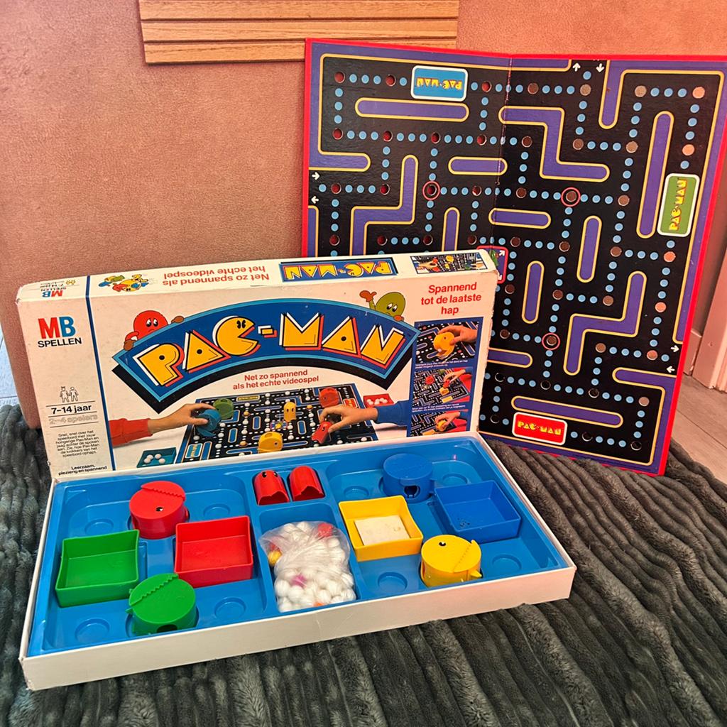 Vintage Pac-Man Bordspel (1982) – Compleet & Retro!, Drie of vier spelers, Ophalen of Verzenden, Gebruikt