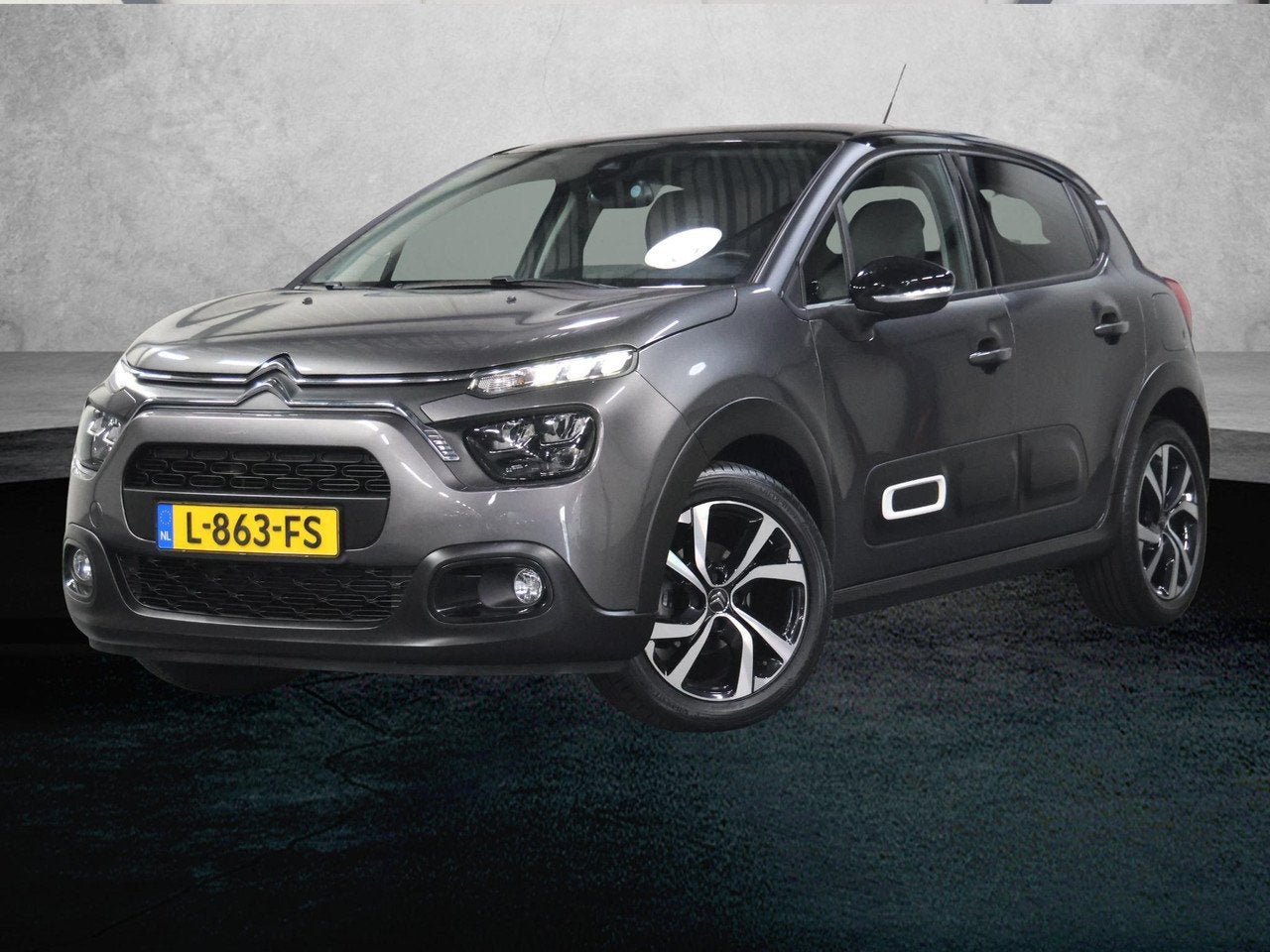 Citroën C3 110PK Shine | 1ste eigenaar | Camera | Armsteun, 450 kg, Gebruikt, Start-stop-systeem, 450 kg