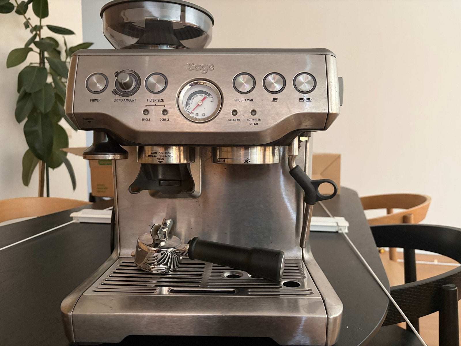 Sage Barista Express Espressomachine met bonenmaler, Witgoed en Apparatuur, Koffiezetapparaten, Ophalen, Afneembaar waterreservoir