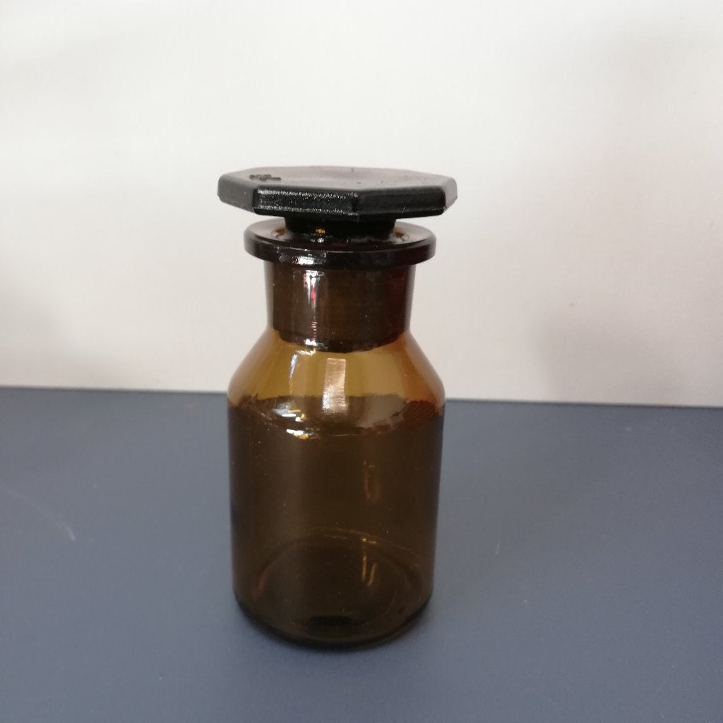 Vintage bruine apothekersfles met stop, Ophalen of Verzenden