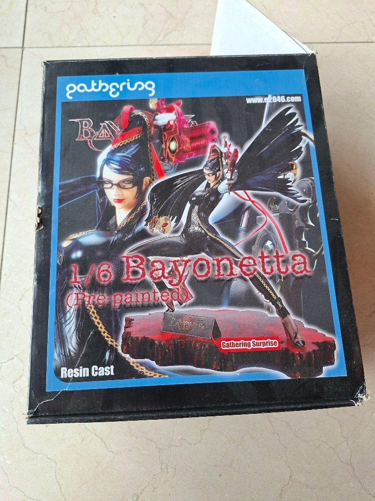 Bayonetta statue / figuur (origineel), Ophalen of Verzenden, Gebruikt, Mens