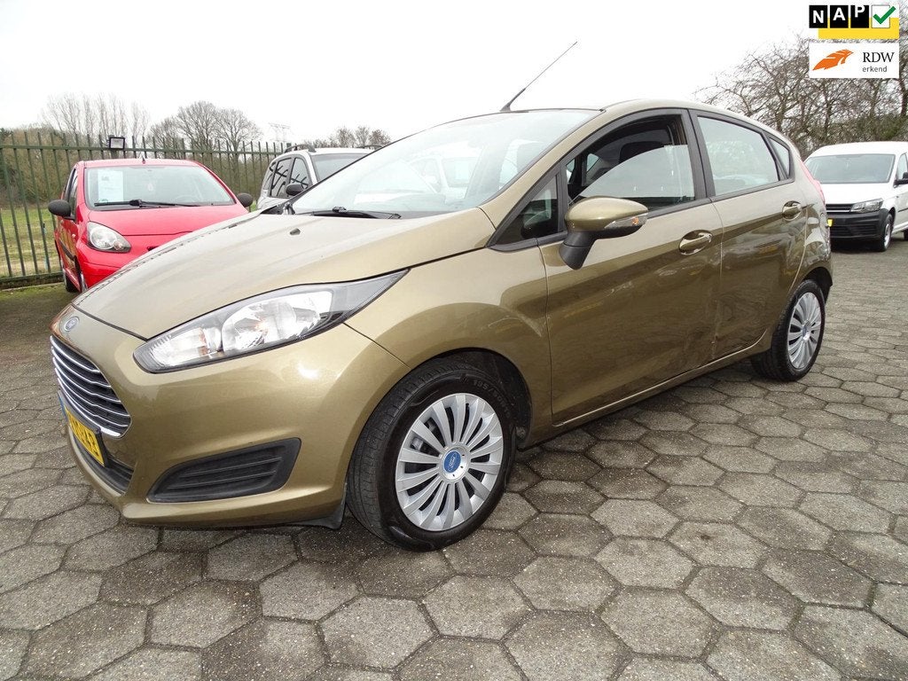 Ford Fiesta 1.0 Style AIRCO/NAV/TREKHAAK, Euro 5, Stof, Zwart, 525 kg