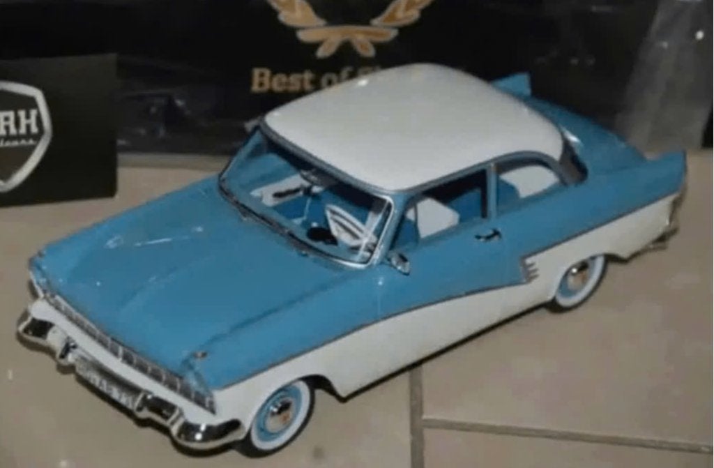 1:18 FORD TAUNUS 17M P2 BOS models BOS019 in doos WRH, Verzenden, Zo goed als nieuw, Auto, Overige merken