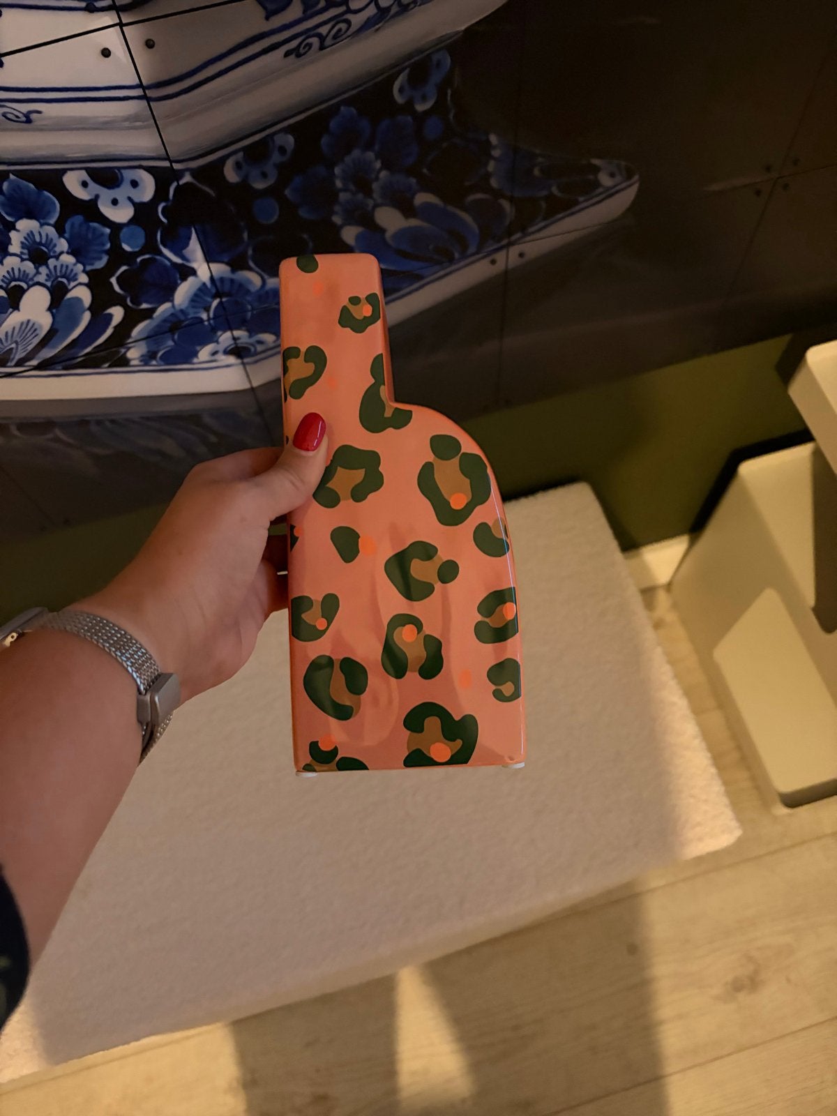 Xenos Vaasje met Luipaardprint, Ophalen, Zo goed als nieuw, Steen/keramiek, Meerkleurig