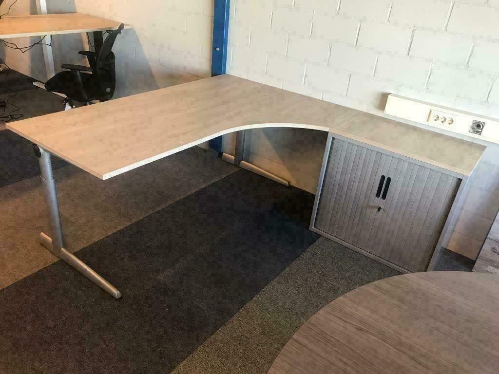 26 x Wingbureau Ahrend 500 incl. roldeurkastje, Ophalen, Gebruikt, Hoekbureau