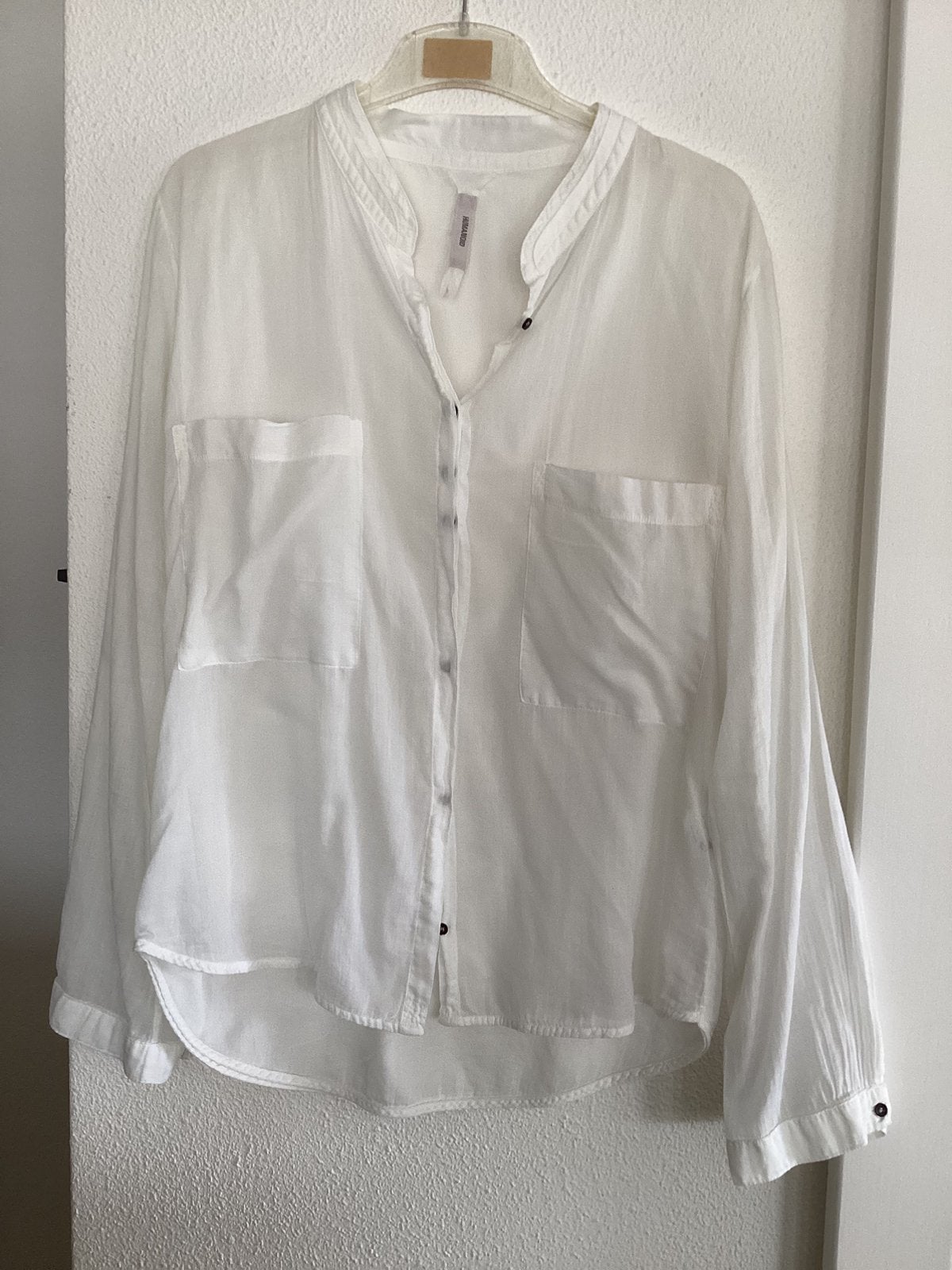 Humanoid blouse, maat M/L, Verzenden, Zo goed als nieuw, Maat 38/40 (M), Wit