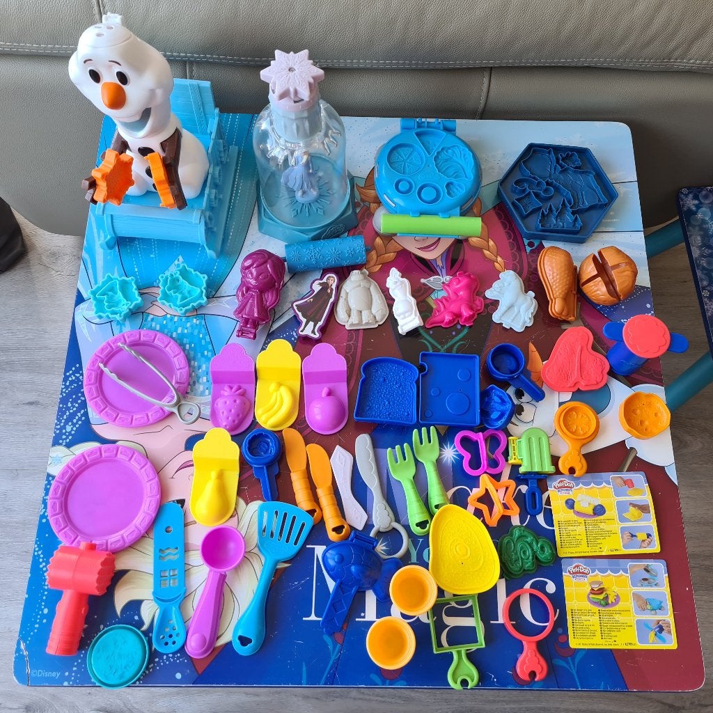 Play doh o.a. Frozen, Ophalen of Verzenden, Zo goed als nieuw, Knutselen
