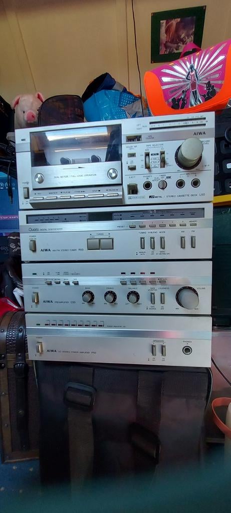 Compacte Aiwa stereo set met cassettedeck en tuner, Tuner of Radio, Gebruikt, Losse componenten, Ophalen