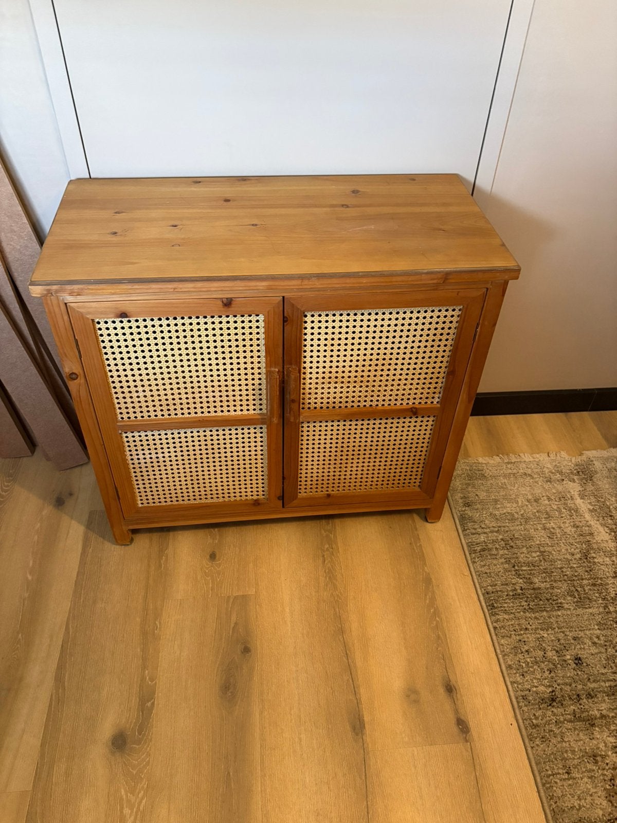 Webbing/rotan kastje Xenos 72x80x40, Huis en Inrichting, Kasten | Overige, Ophalen, Zo goed als nieuw